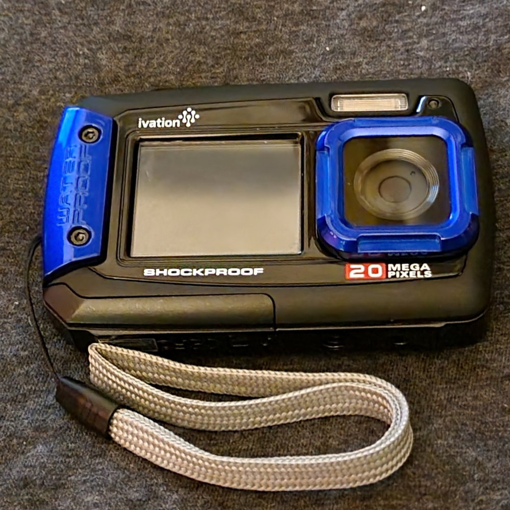 Ivation 20MP Underwater Waterproof Shockproof Digital Camera - Blue With Case